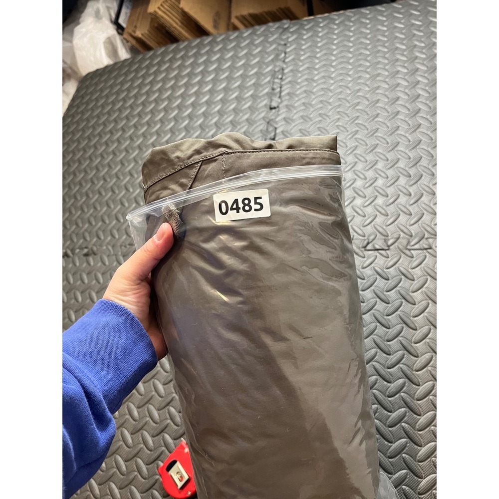 The North Face Tan Cargo Pants - Picture 10 of 11